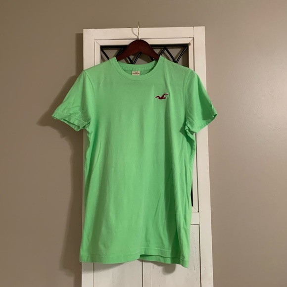 Hollister T-Shirt - Picture 1 of 5